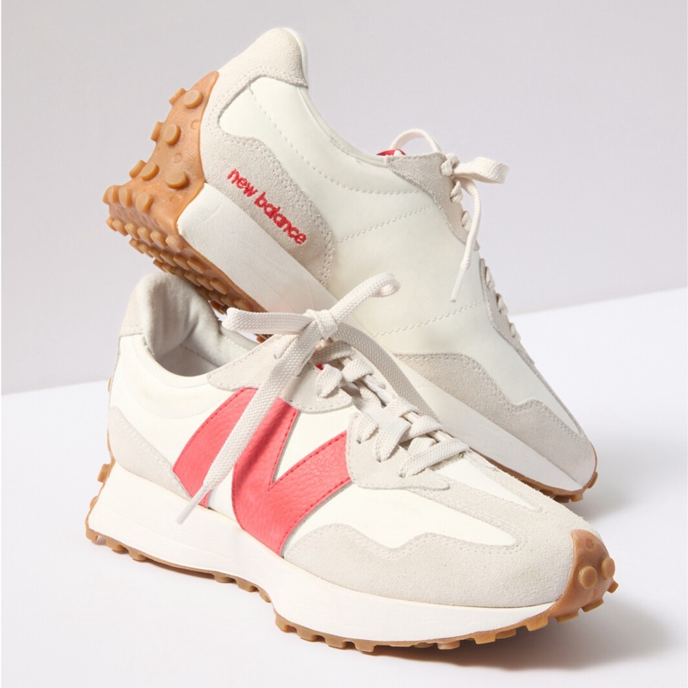 New Balance 327